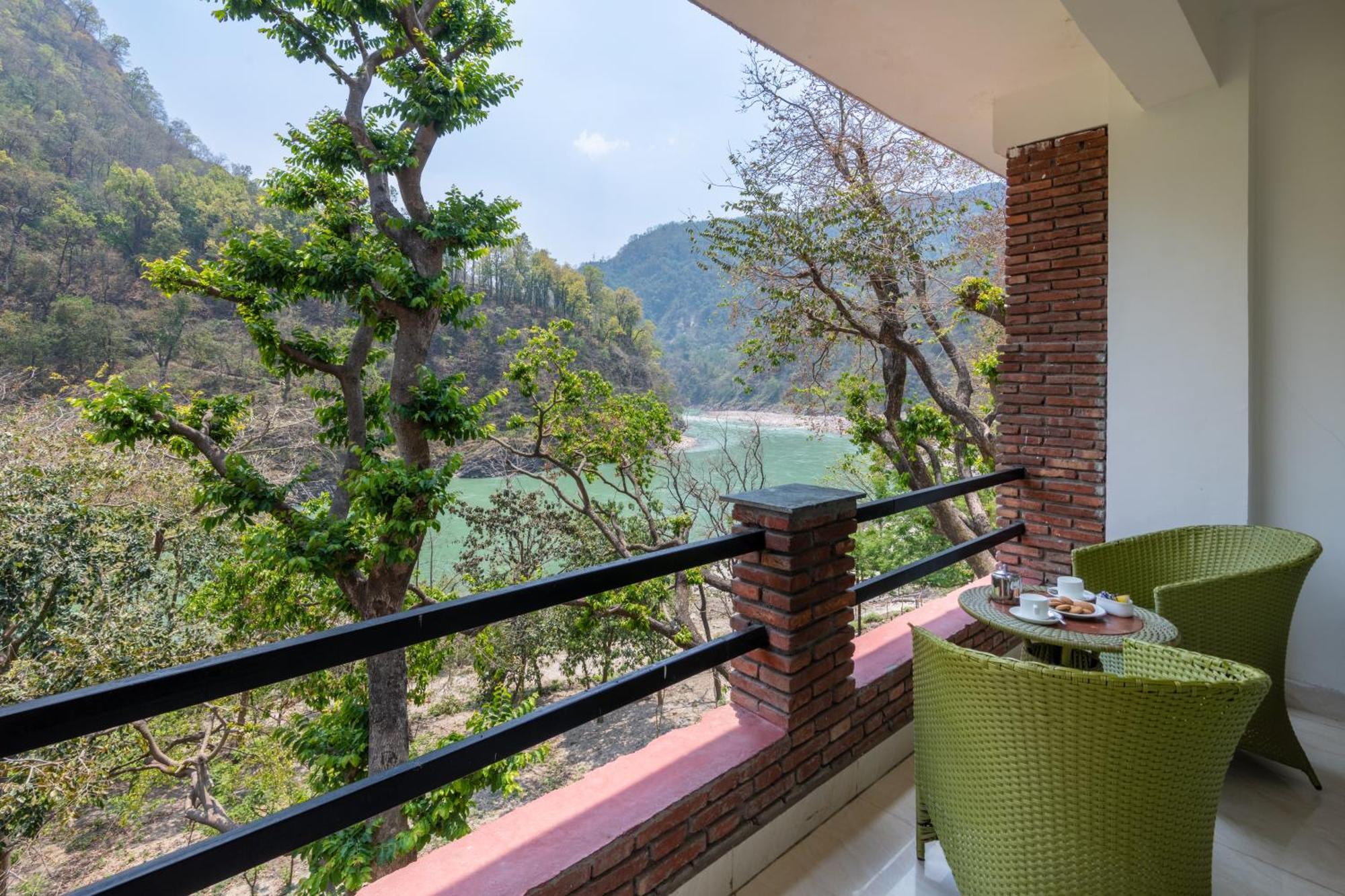 Summit By The Ganges Beach Resort & Spa Rishīkesh Exterior foto