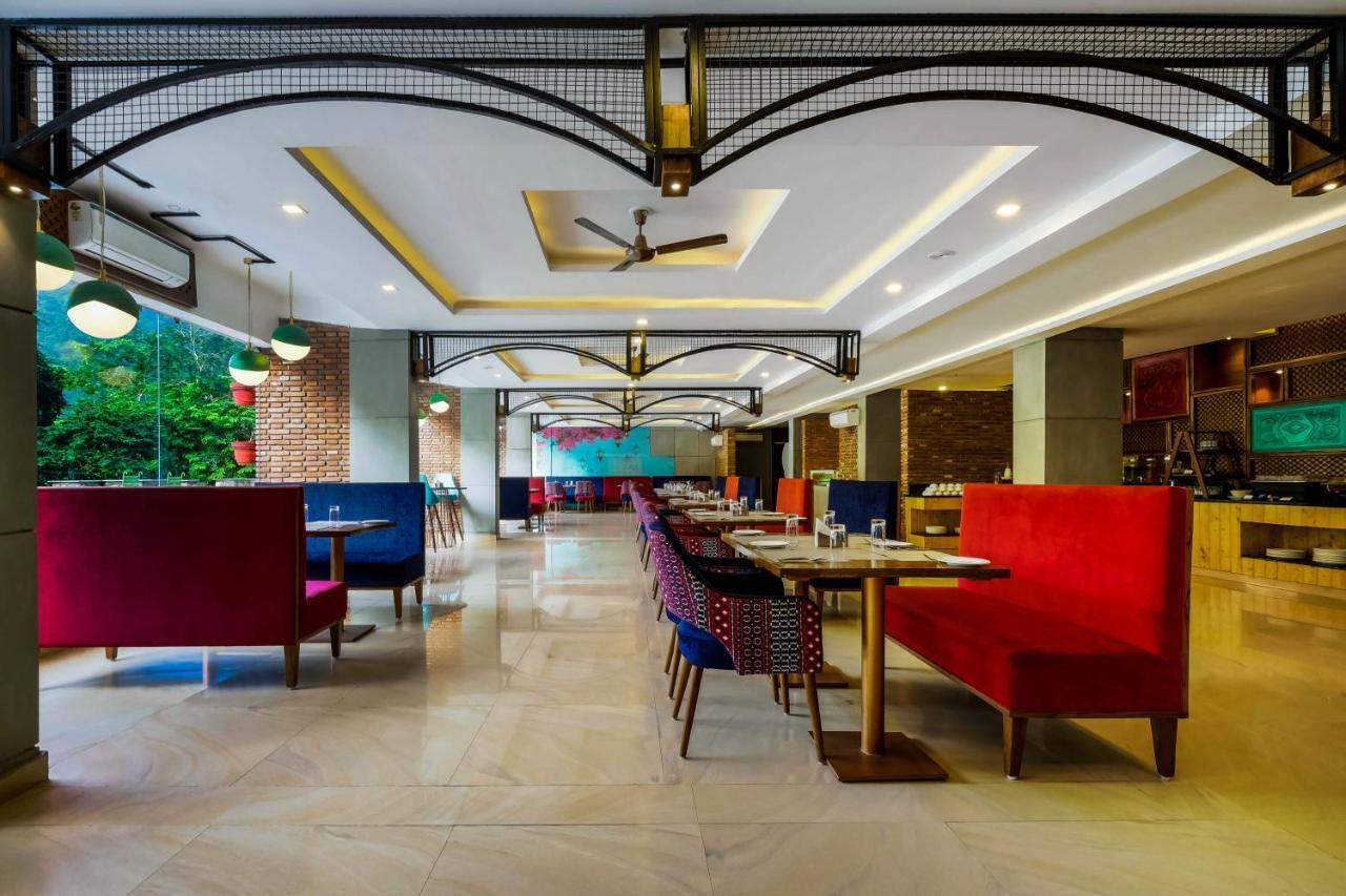 Summit By The Ganges Beach Resort & Spa Rishīkesh Exterior foto